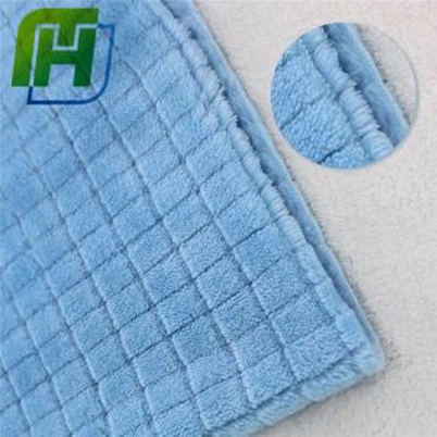 בד פליס מרובע מינקי